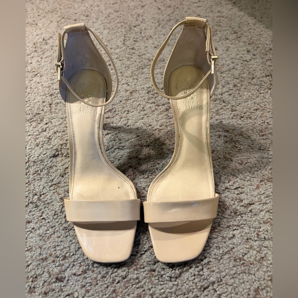 Vince Camino beige patent ankle strap sandal